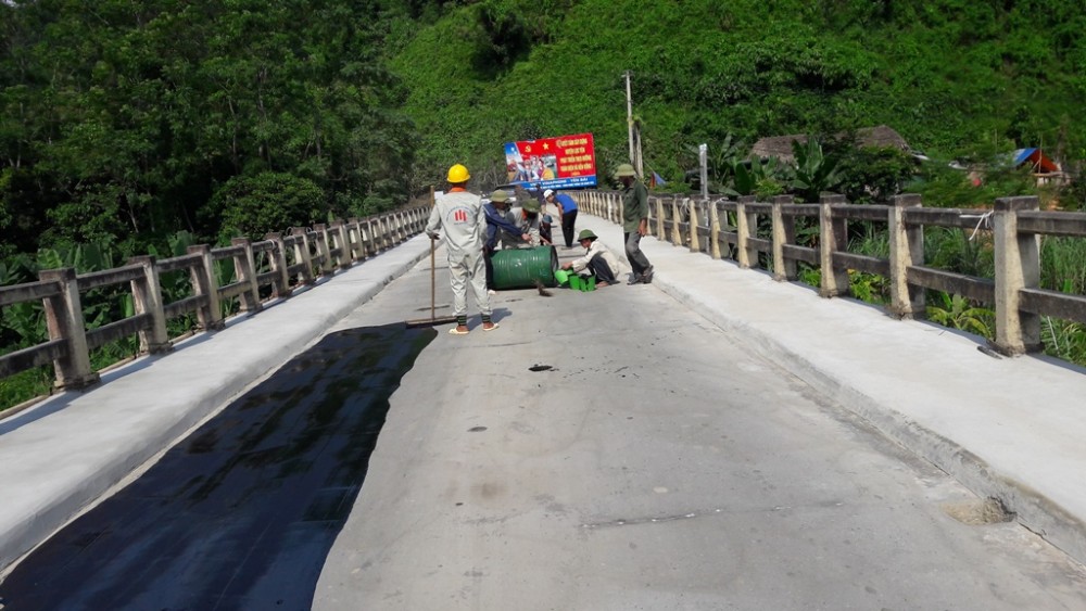 MTL2000 - Phụ gia làm vữa nhựa 6